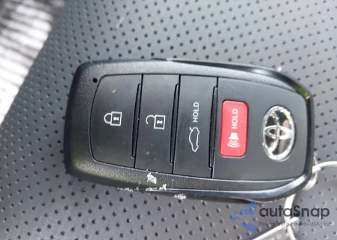 2026 Toyota Crown Xle из США, поврежденный, VIN JTDAAAAF9T3045452